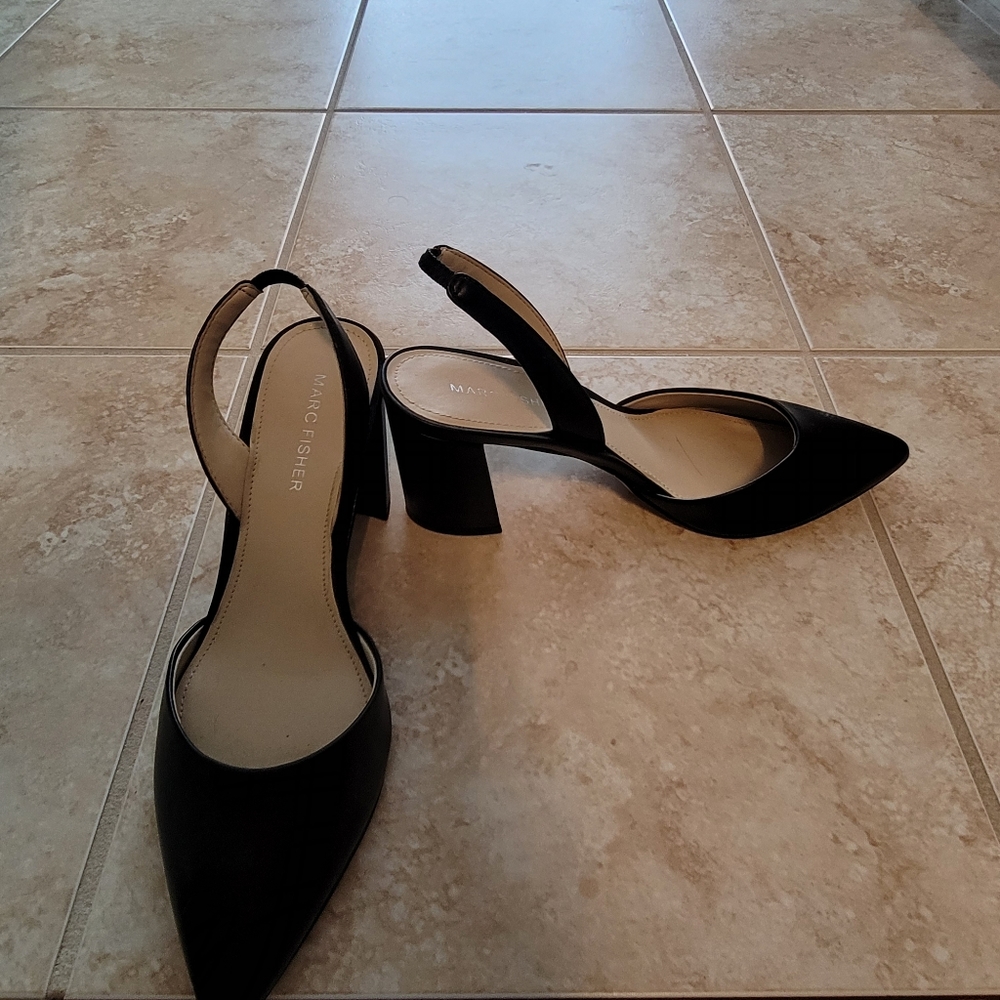 Marc  Fisher black slingback heels size 7